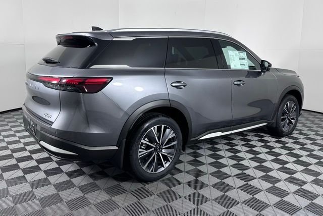 Certified Used 2026 Gray INFINITI LUXE image 7