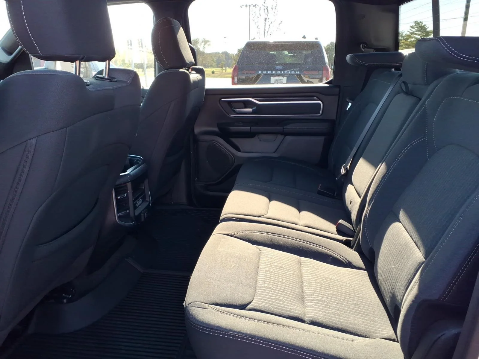 Used 2022 Diamond Black Crystal Pearlcoat Ram Big Horn image 25