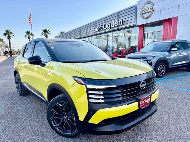 2025 Nissan Kicks SR AWD