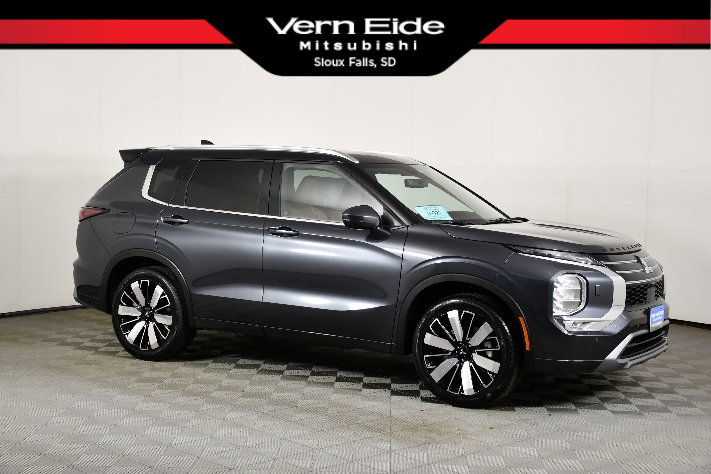 2026 Mitsubishi Outlander SEL S-AWC's photo