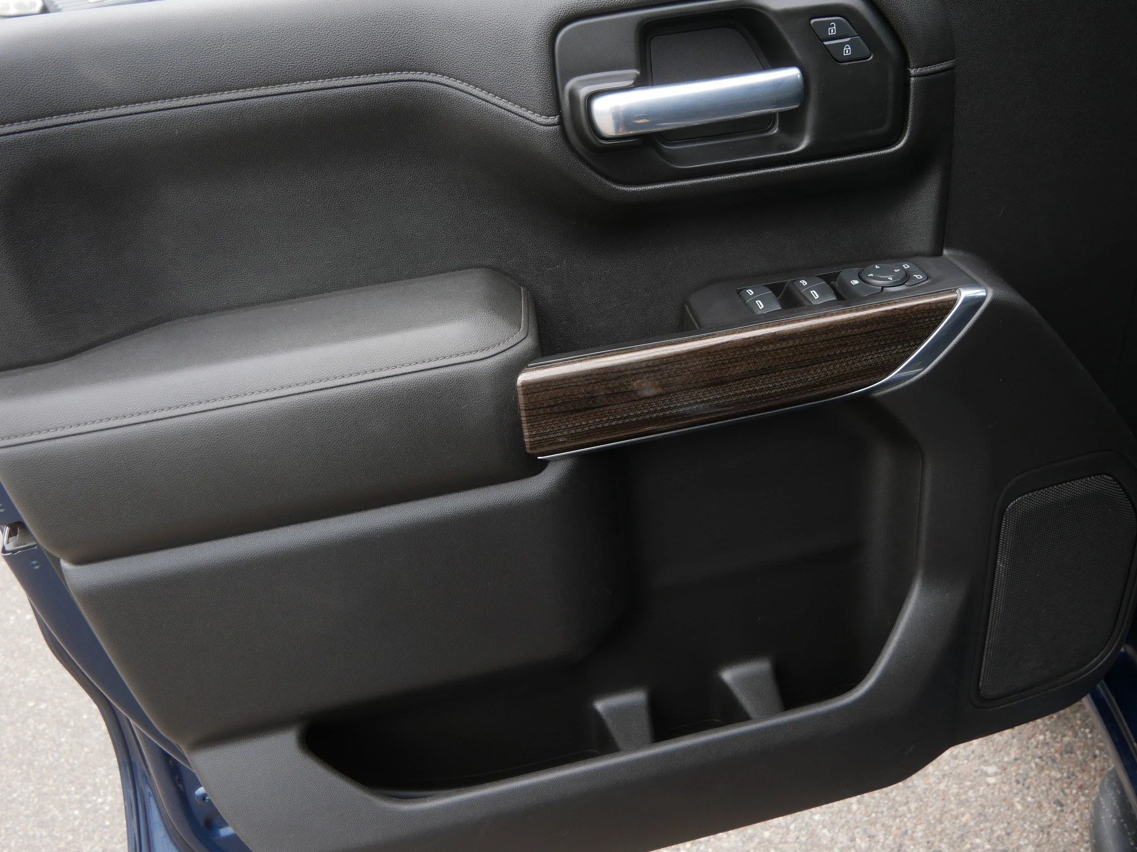 Used 2021 Northsky Blue Metallic Chevrolet LT Trail Boss image 20