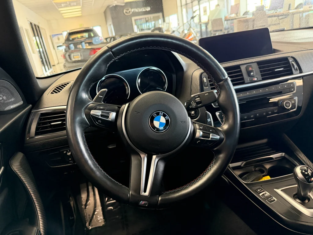 Used 2018 Long Beach Blue Metallic BMW Base image 20