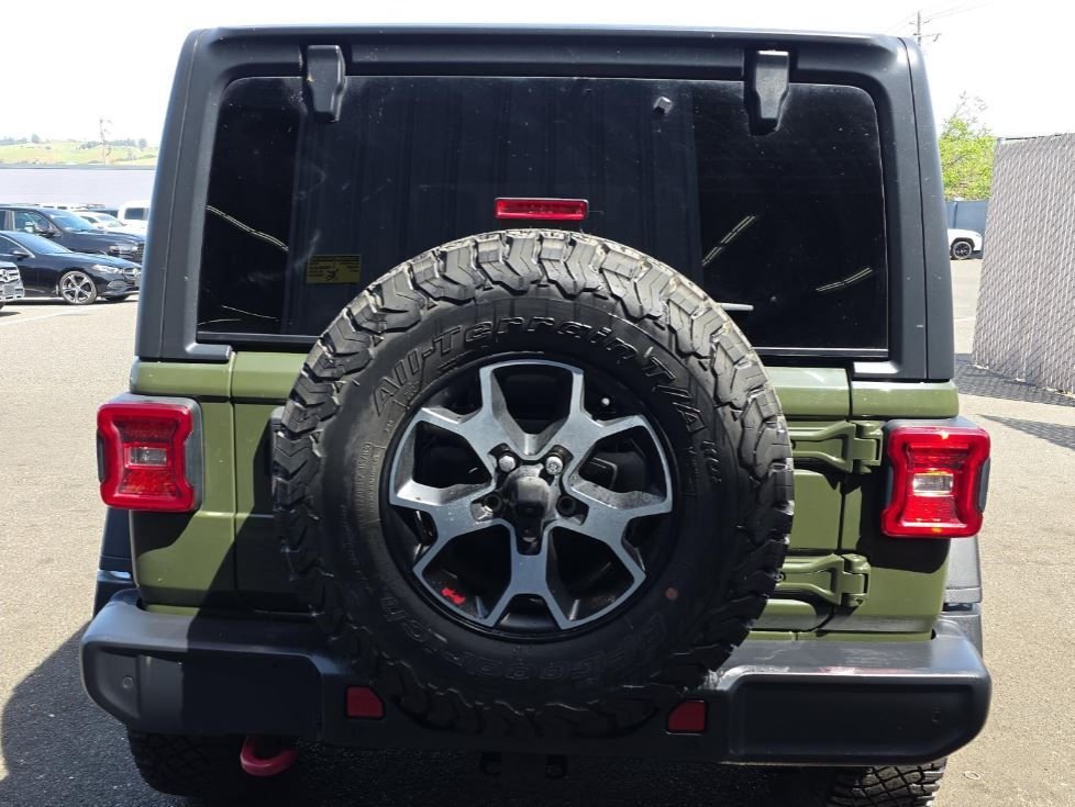 Used 2020 Green Jeep Unlimited Rubicon image 5