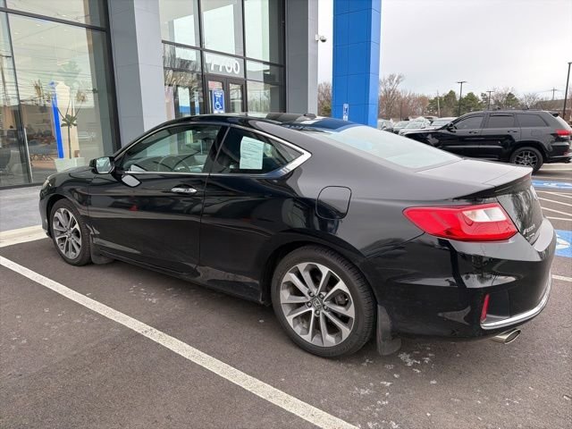 Used 2013 Honda Accord EX-L V6 with VIN 1HGCT2B86DA008656 for sale in Middleburg Heights, OH