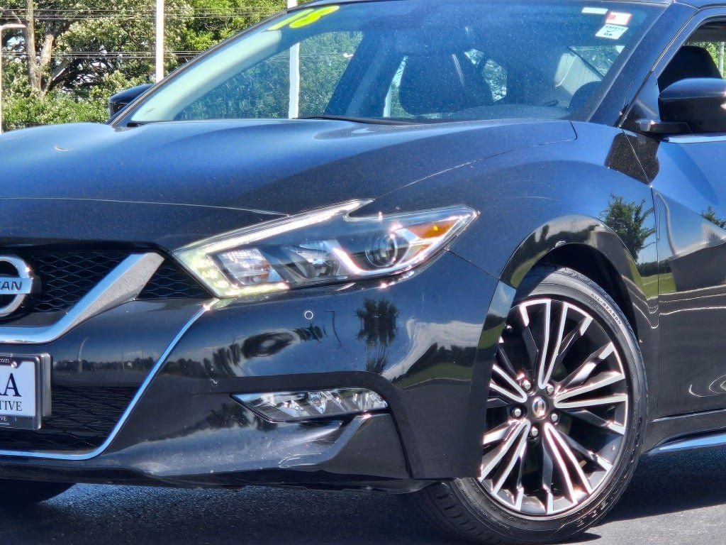 Used 2018 Nissan Maxima Platinum with VIN 1N4AA6AP2JC402771 for sale in Plano, IL