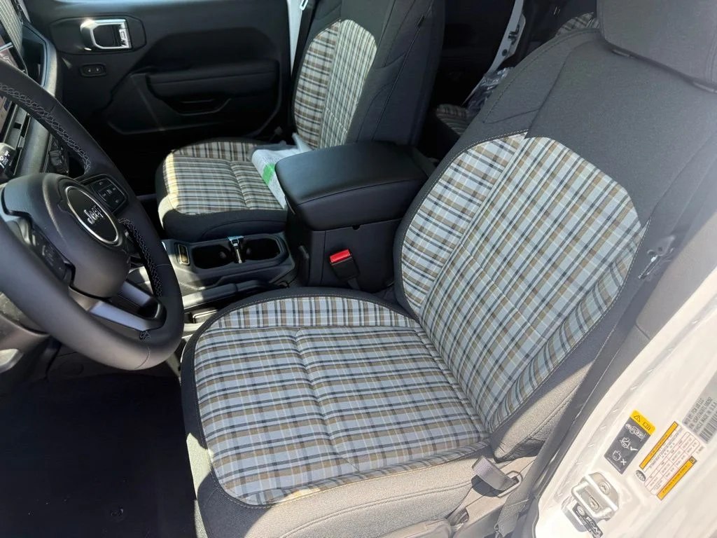 New 2026 White Jeep 85th Anniversary Edition image 17