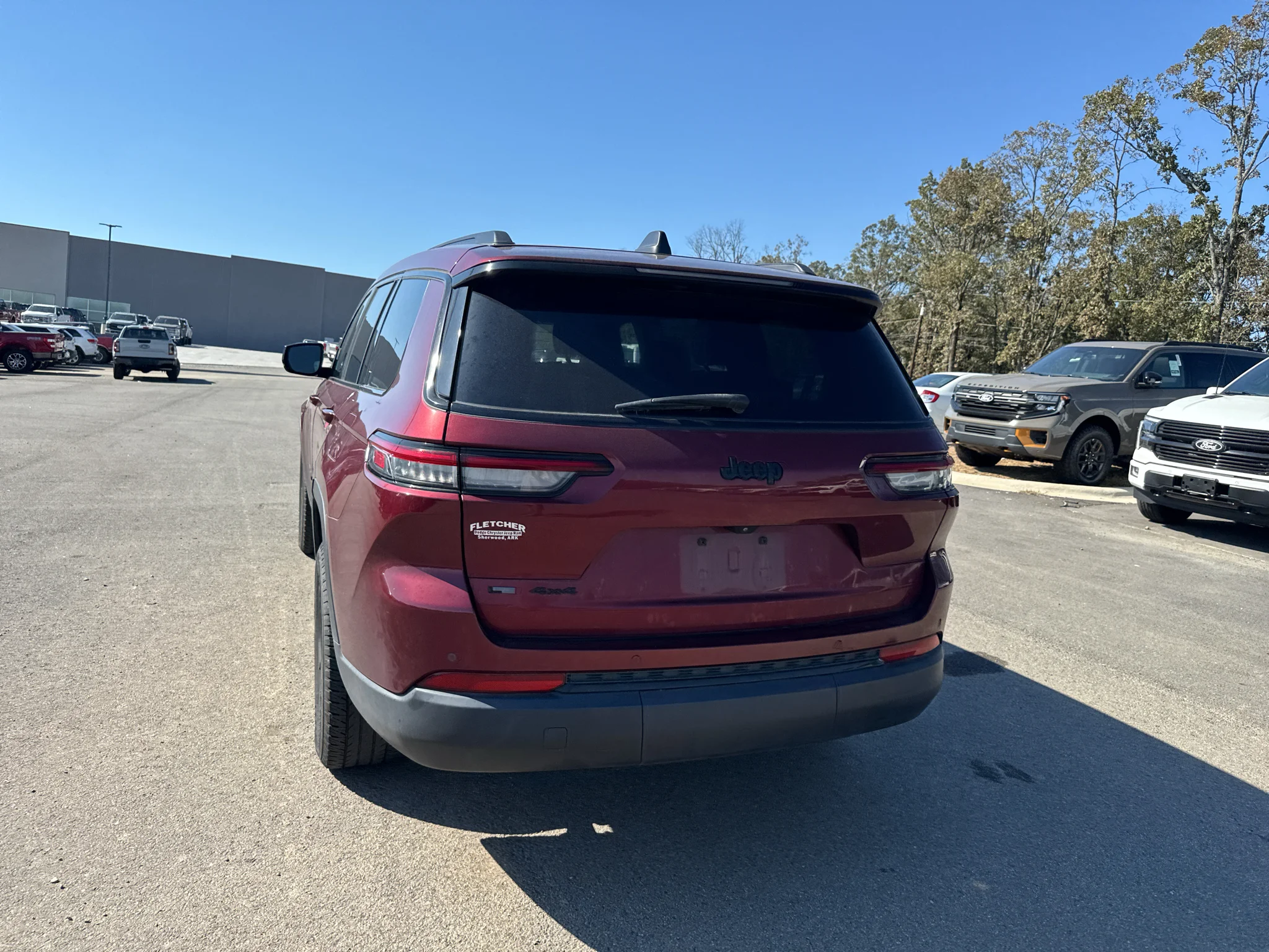 Used 2021 Velvet Red Pearlcoat Jeep Altitude image 13