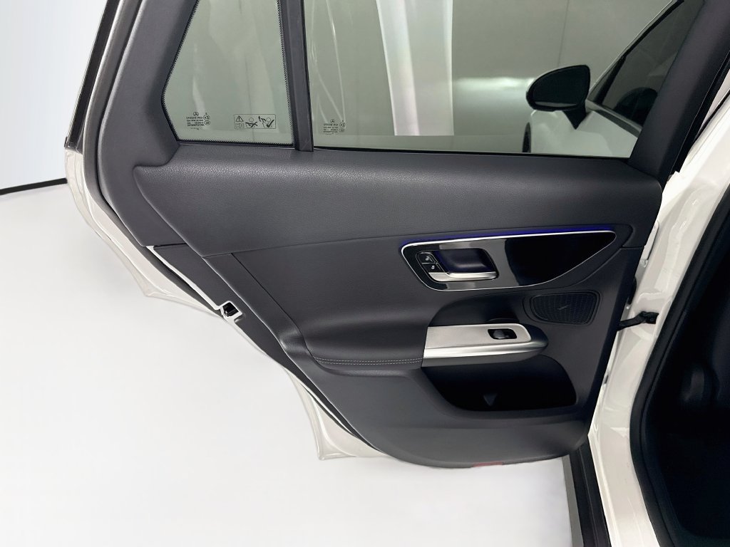 Certified Used 2026 Polar White Mercedes-Benz GLC 300 image 26