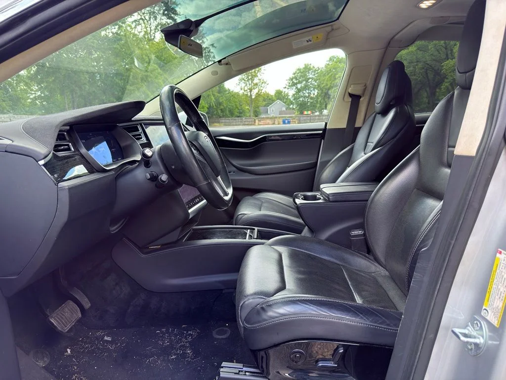 Used 2016 Silver Tesla  image 2