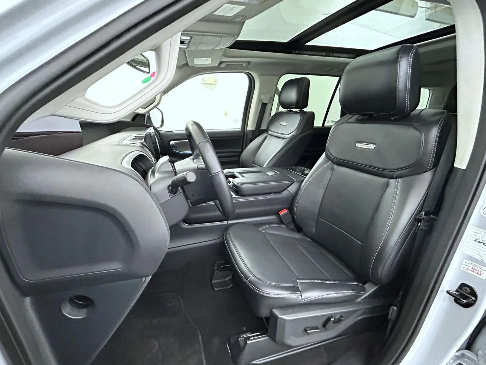 Used 2025 Silver Ford Platinum image 11