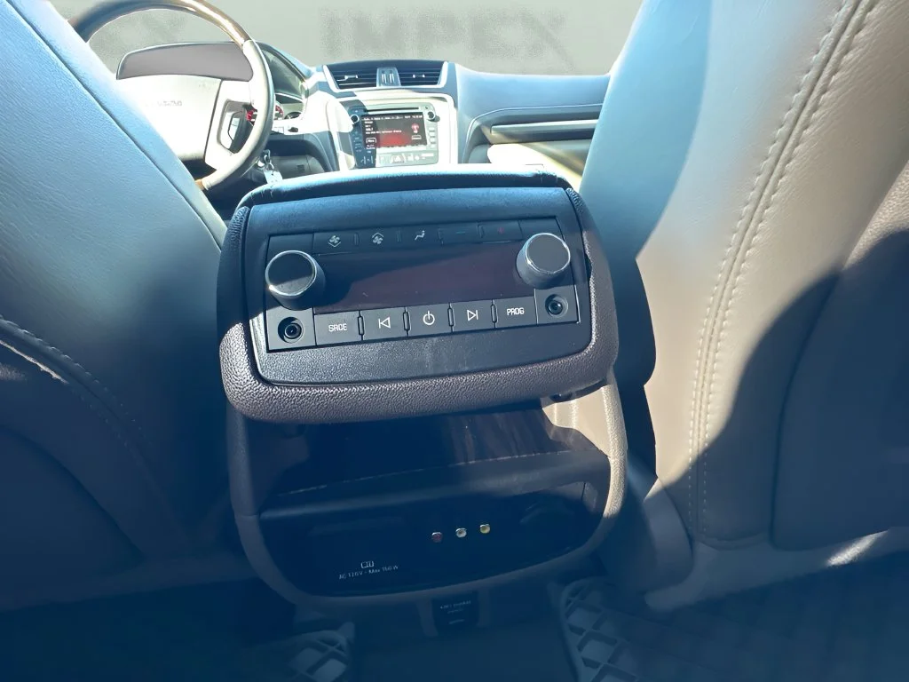 Used 2015 White GMC Denali image 13