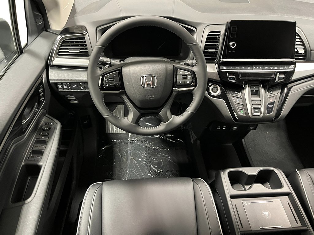 New 2027 Modern Steel Metallic Honda Touring image 16
