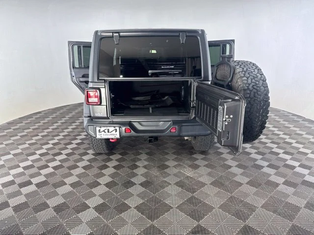 Used 2018 Gray Jeep Unlimited Rubicon image 21