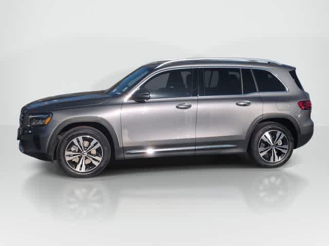 Used 2025 Mountain Grey Metallic Mercedes-Benz GLB 250 image 5