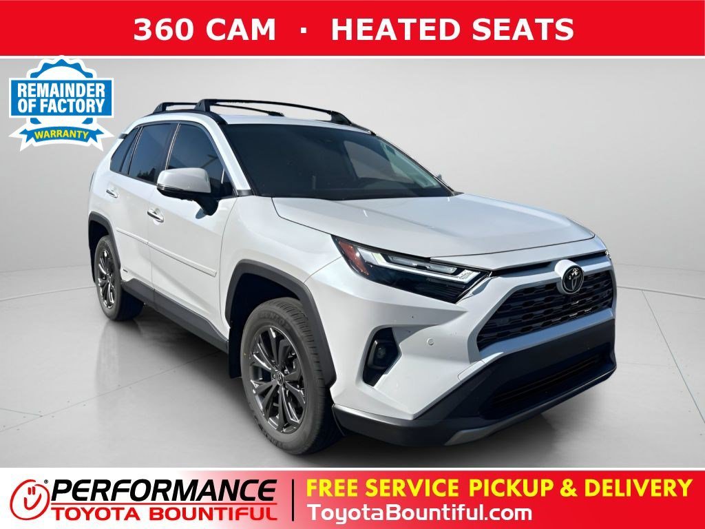 Used 2025 Wind Chill Pearl Toyota Limited image 1