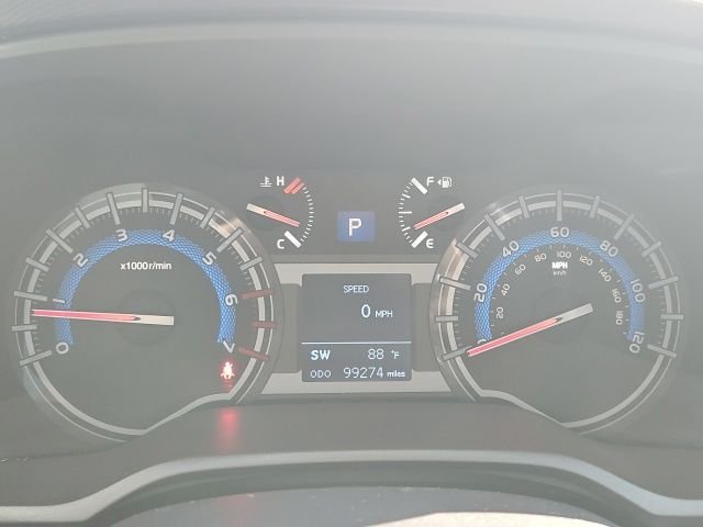 Used 2017 White Toyota  image 25