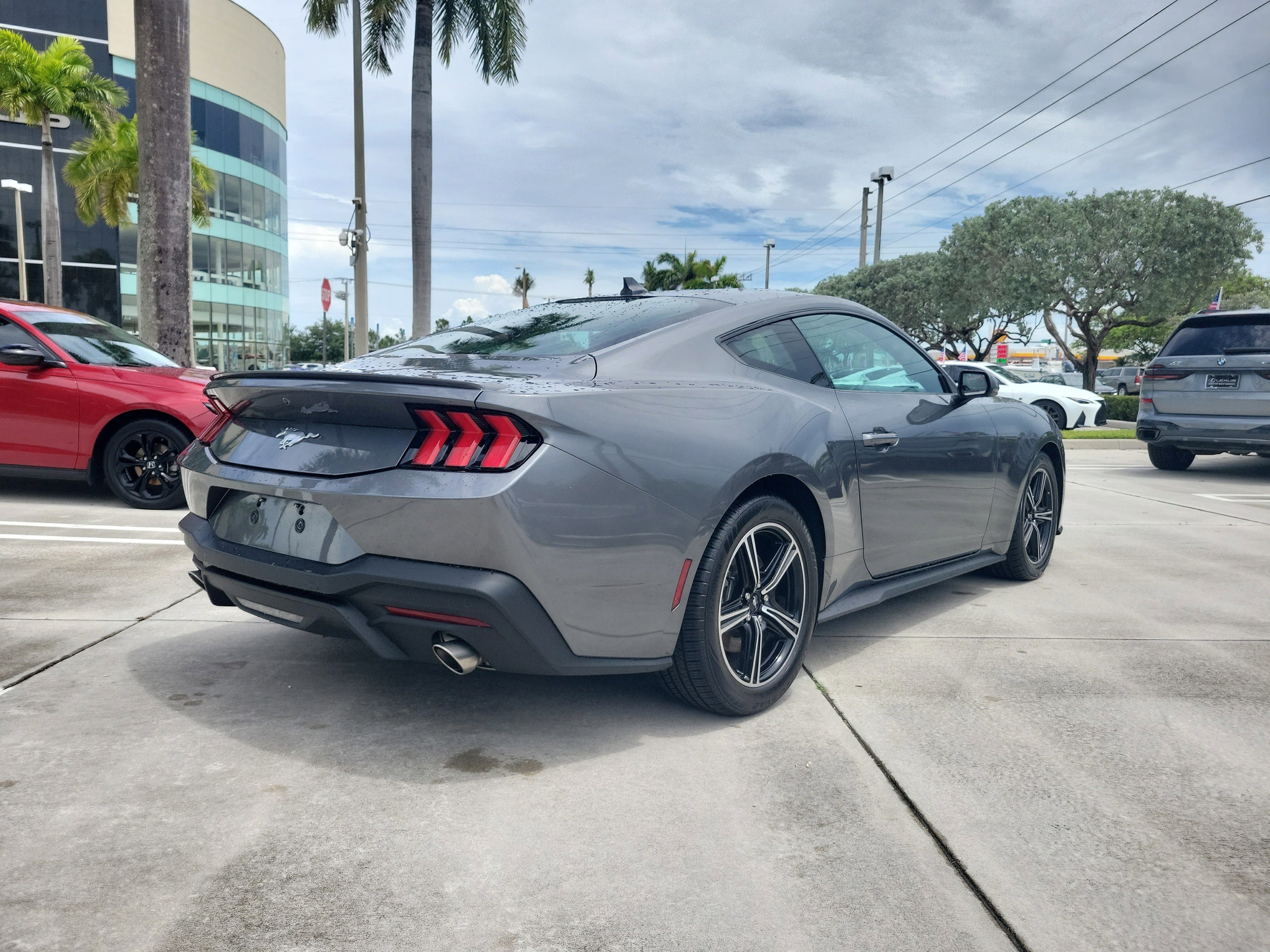 Used 2025 Gray Metallic Ford EcoBoost Premium image 10