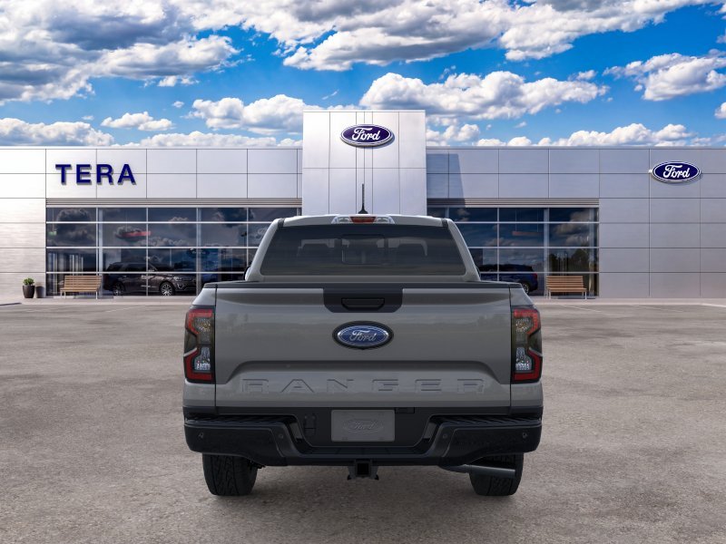 New 2026 Carbonized Gray Metallic Ford XLT image 31