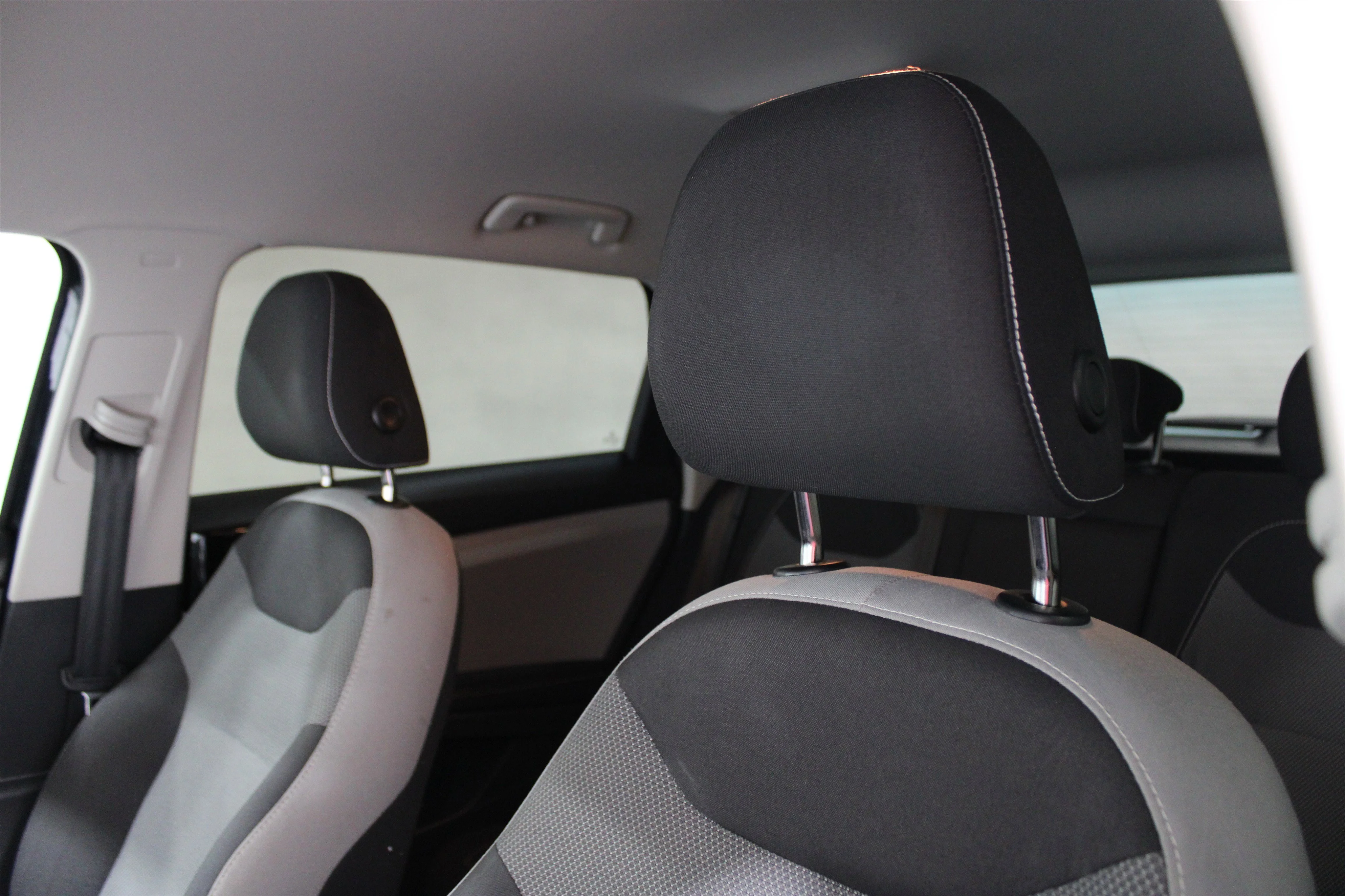 Used 2024 Deep Black Pearl Volkswagen S image 5