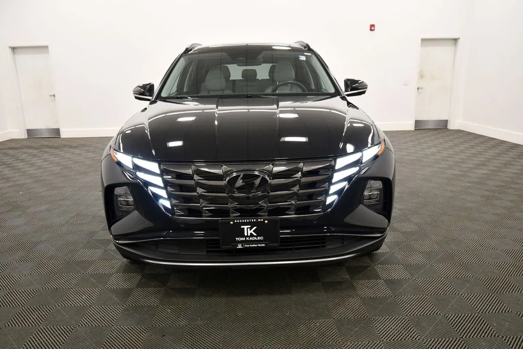 Used 2023 Black Hyundai Limited image 11