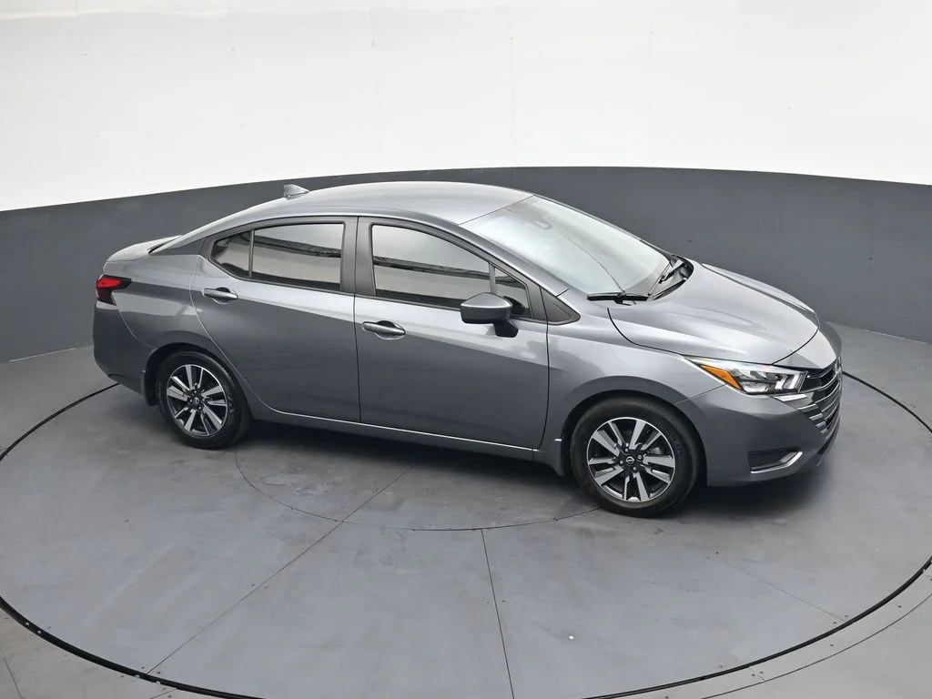 Used 2025 Gray Nissan 1.6 SV image 29