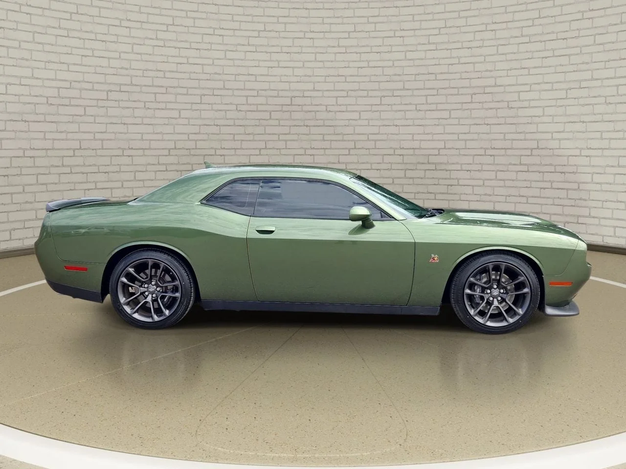 Used 2021 F8 Green Dodge R/T Scat Pack image 3
