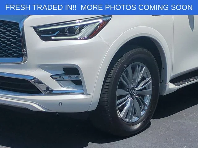 Used 2023 White INFINITI LUXE image 9