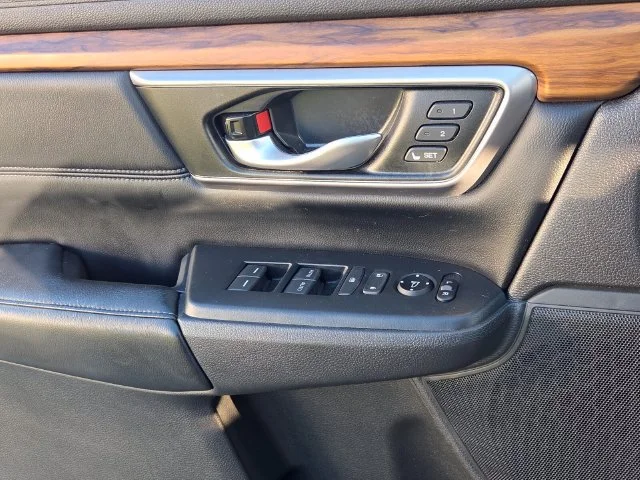 Used 2018  Honda EX-L image 28