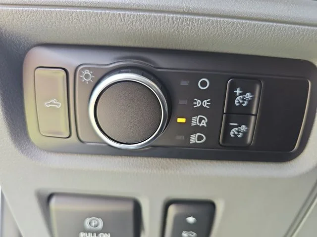 Used 2023 White Ford XLT image 23