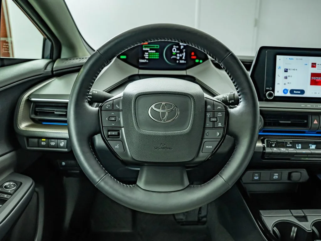 Used 2024 Guardian Gray Toyota XLE image 23
