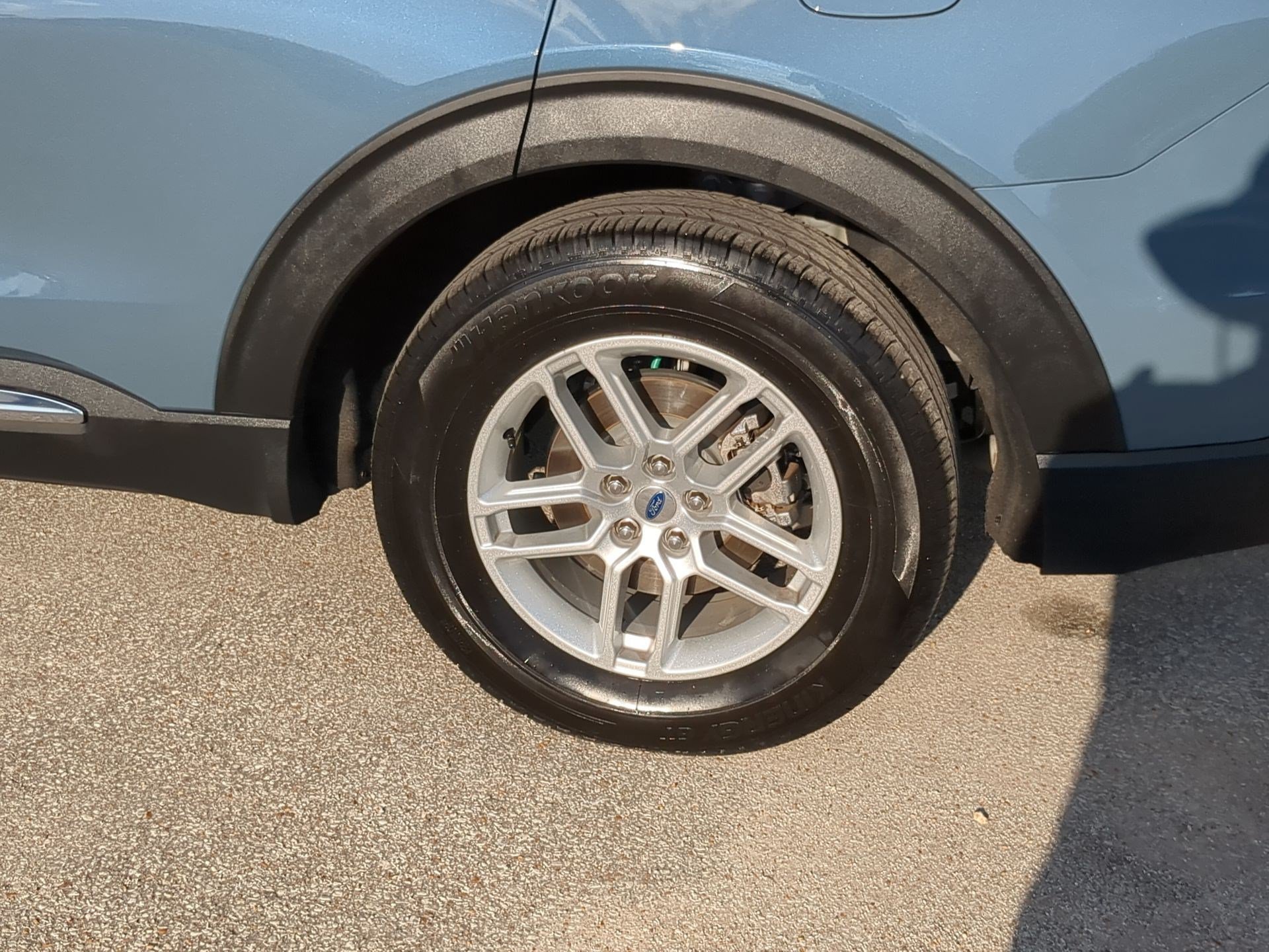 Used 2025  Ford Active image 11