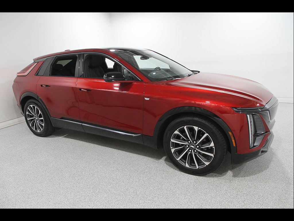 2024 Cadillac LYRIQ Sport 1