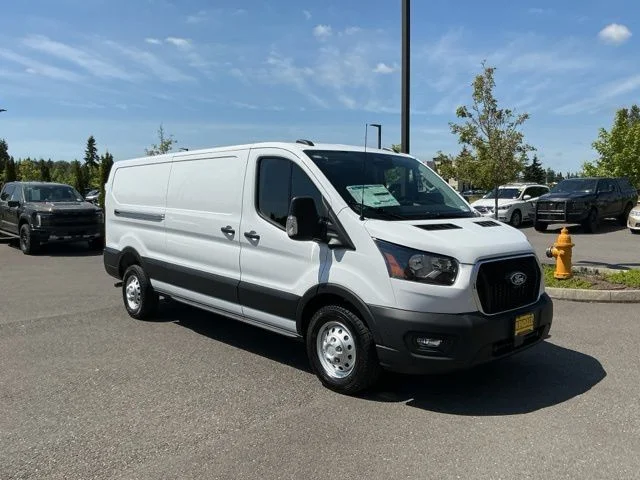 New 2026 Oxford White Ford Base image 3