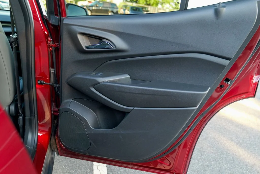 Used 2024 Crimson Metallic Chevrolet ACTIV image 27