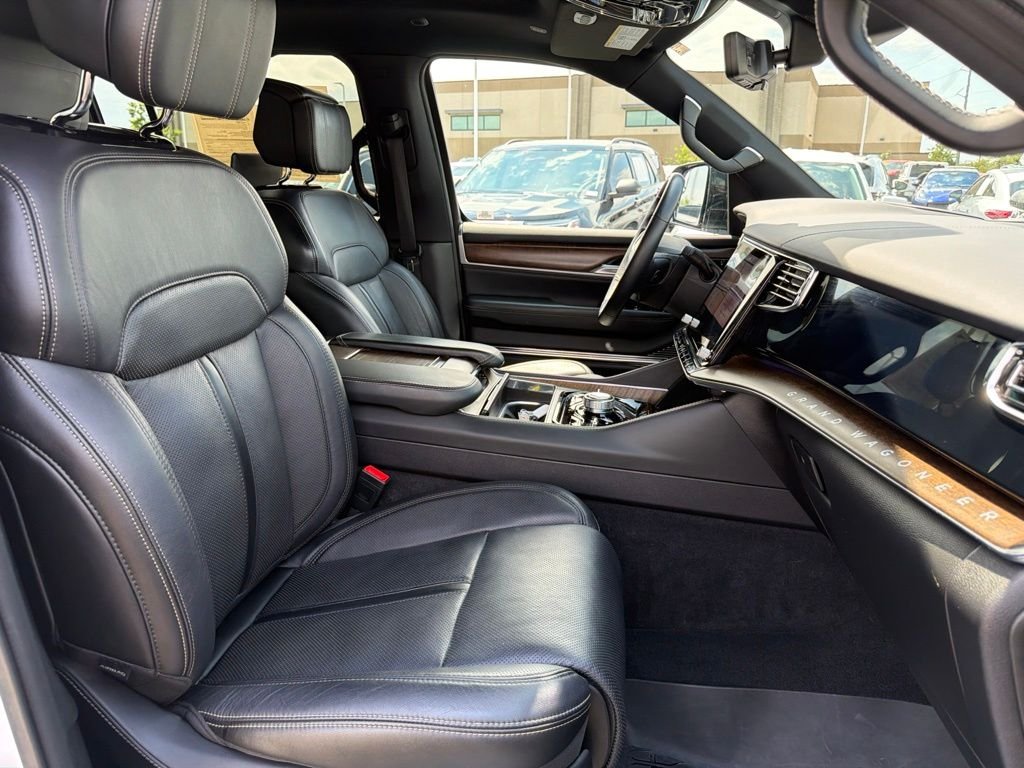 Used 2025 White Jeep I image 16