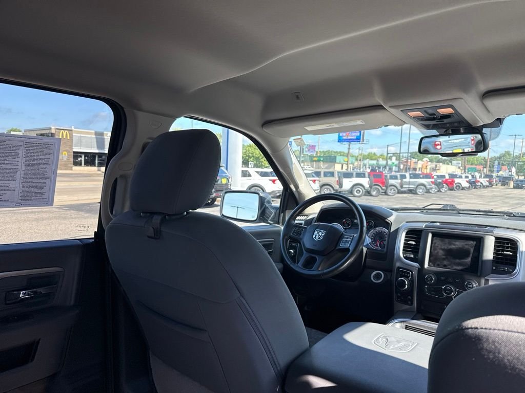 Used 2019 White Ram Big Horn image 33