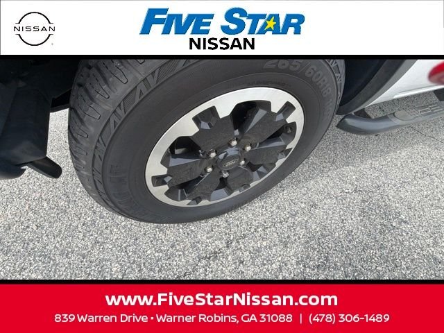 Used 2021 White Ford XL image 22