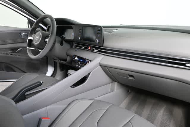 New 2026 Amazon Gray Hyundai SEL Sport image 29
