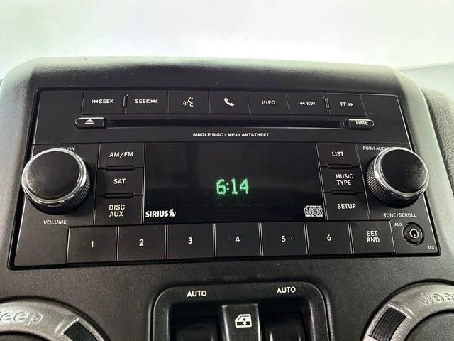 Used 2014 Gray Jeep Sport image 33