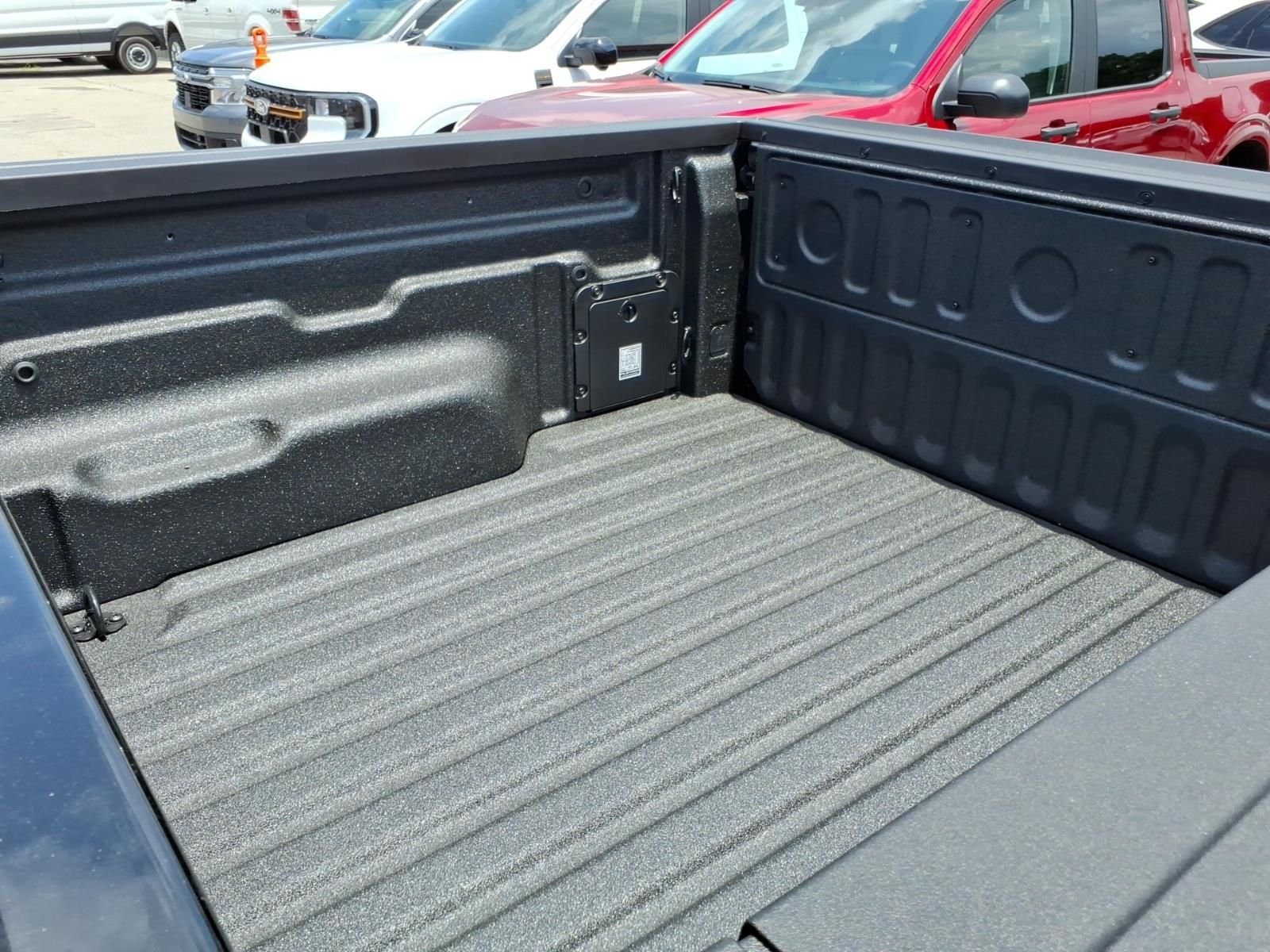 New 2026 Shadow Black Ford XLT image 13