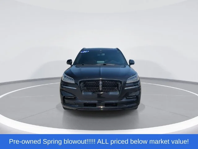 Used 2024 Black Lincoln Reserve image 3