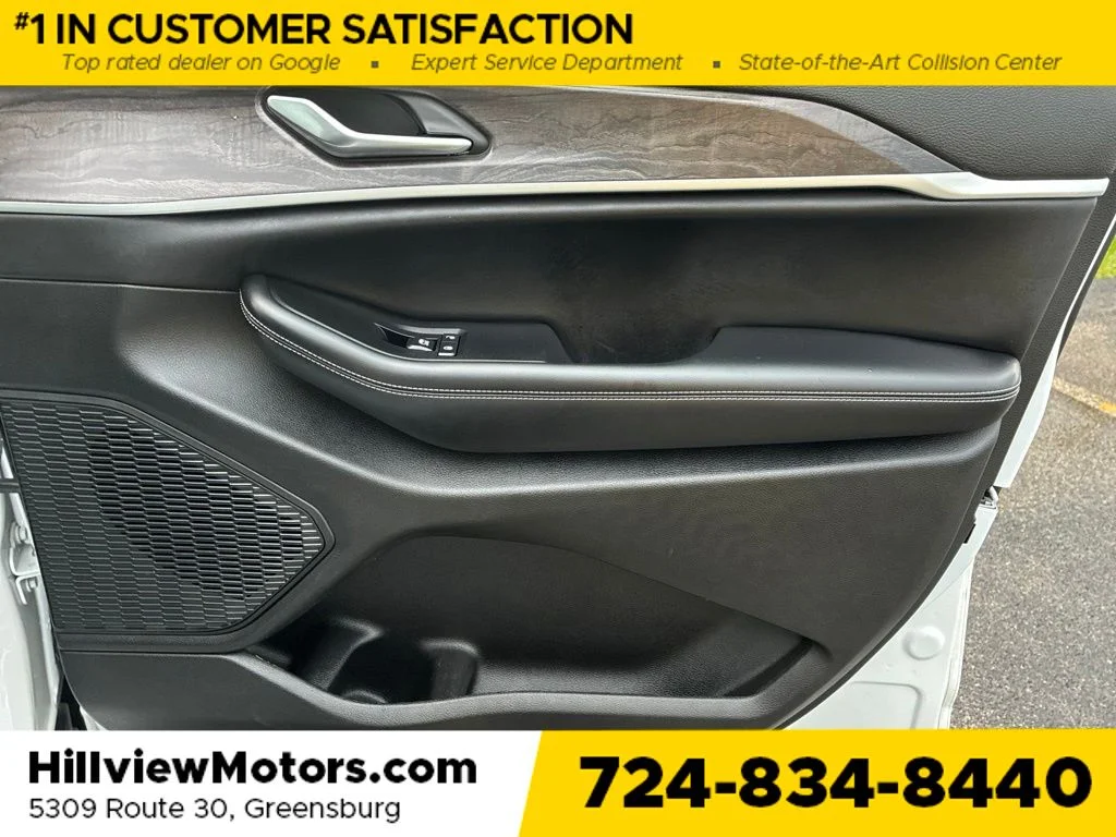 Used 2023 Bright White Clearcoat Jeep Limited image 23