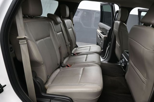 Used 2018 White Ford XLT image 12