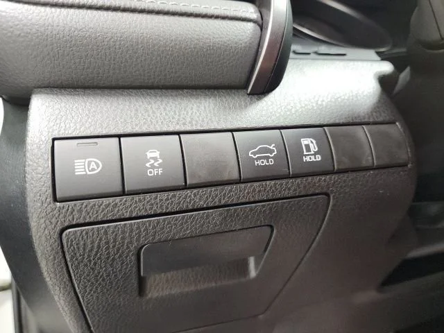 Used 2024 Ice Cap Toyota SE image 32