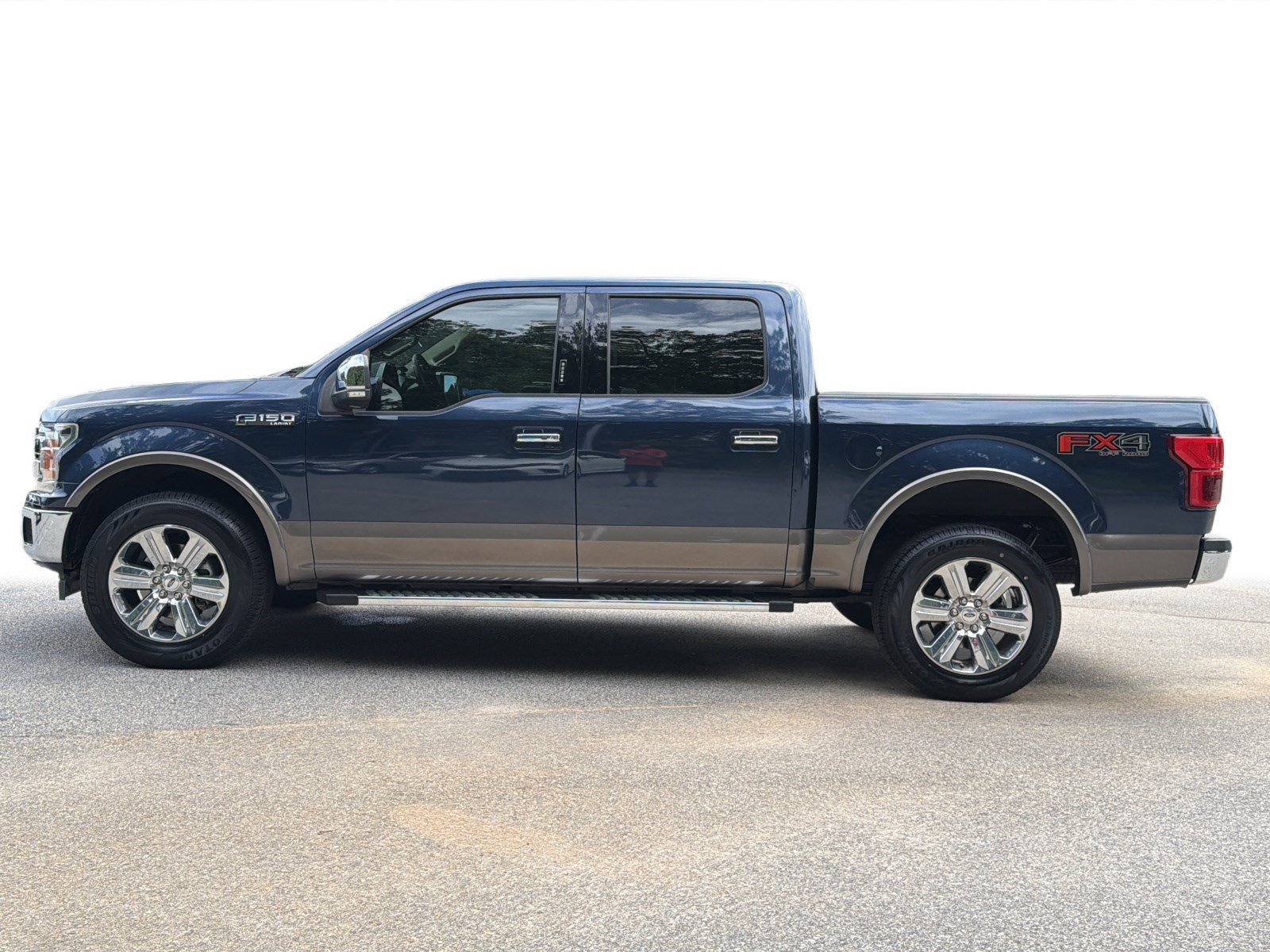 Used 2019 Royal Blue Ford LARIAT image 26