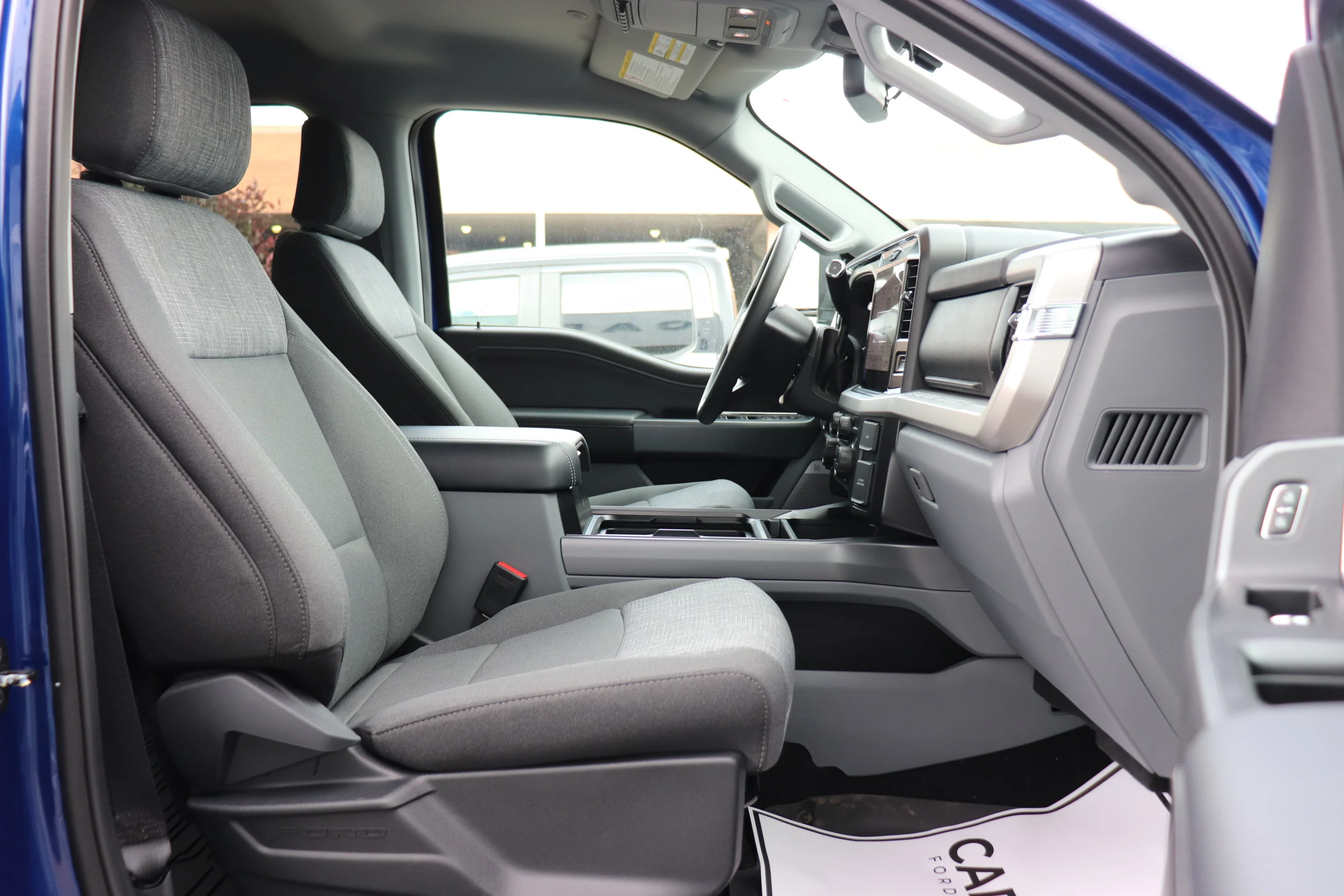 New 2026 ARGON BLUE METALLIC Ford XLT image 8