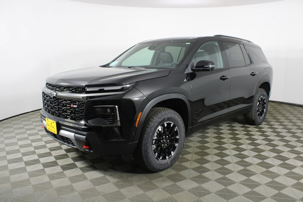 New 2026 Mosaic Black Metallic Chevrolet Z71 image 3