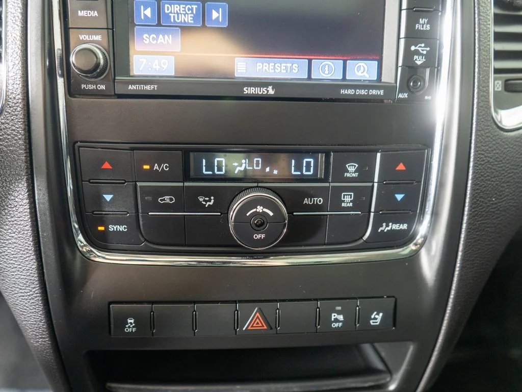 Used 2013 Gray Dodge SXT image 19