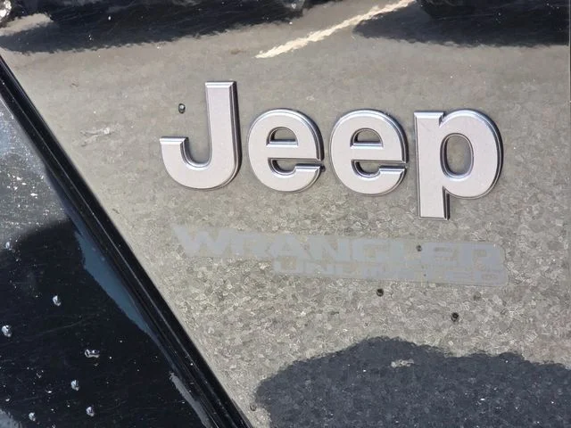Used 2019 Black Jeep Unlimited Sahara image 31