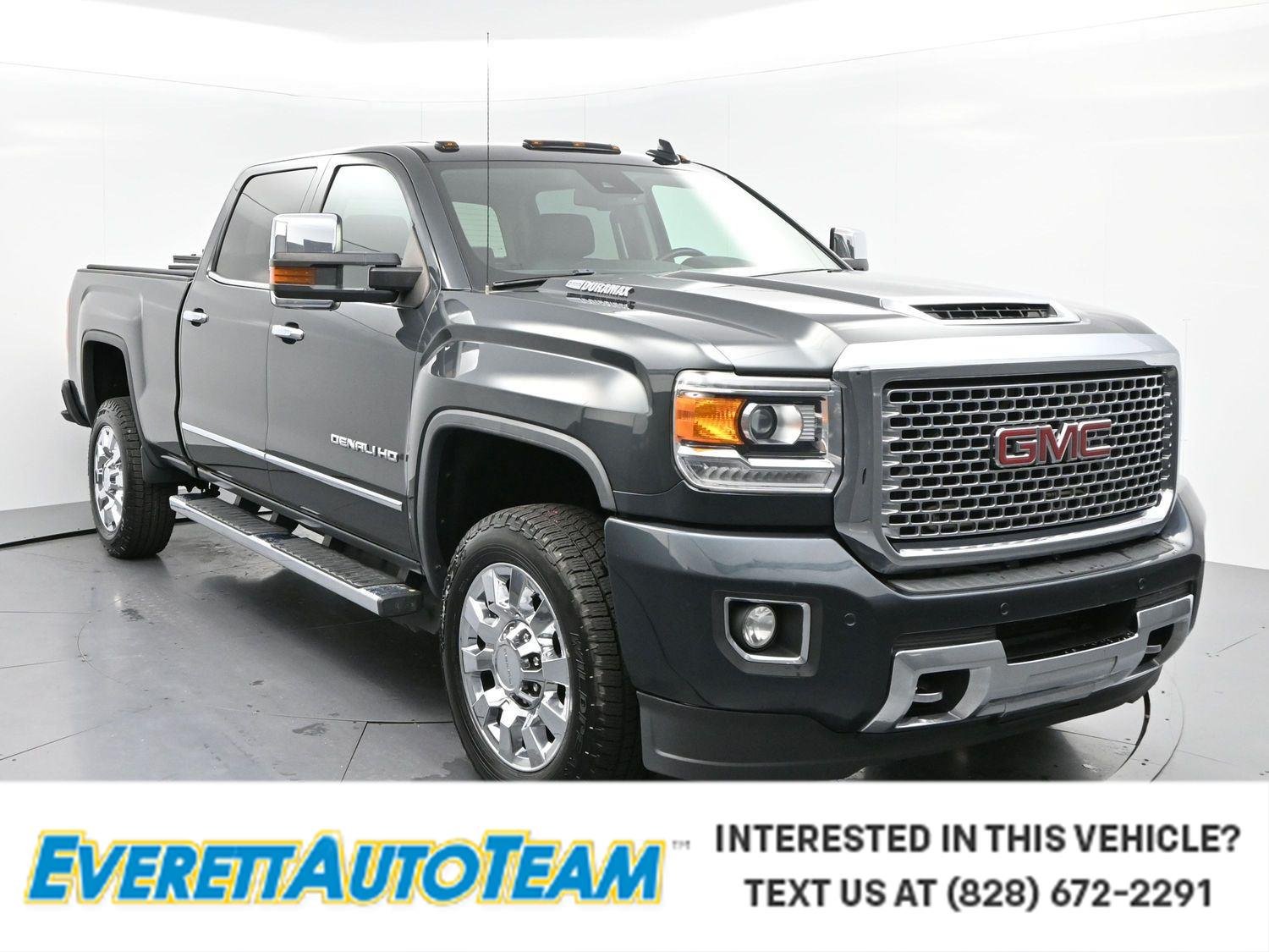 2017 GMC Sierra 4WD Crew Cab Standard Box Denali's photo